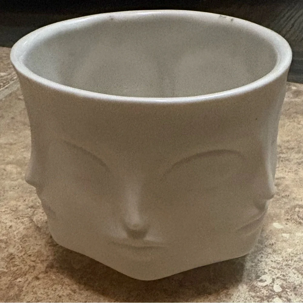 Jonathan Adler Cream Ceramic Muse Large Ceramin Holder - Picture 1 of 4